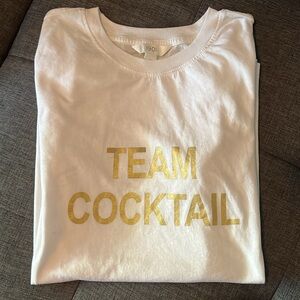 💥$5 SALE💥Team Cocktail tee Size:M